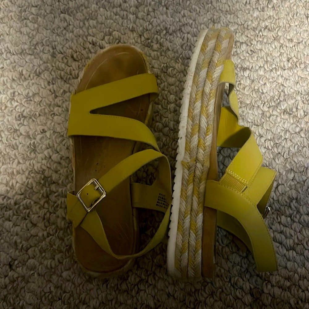 Me Too sandals